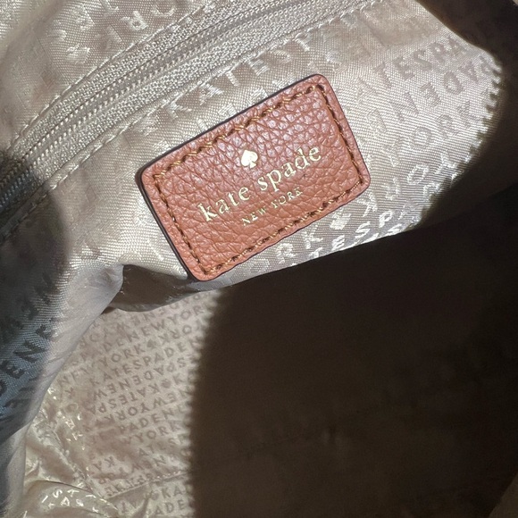 Kate Spade Hobo Shoulder Bag, tan leather w/gold accents. Great Condition - Picture 9 of 12